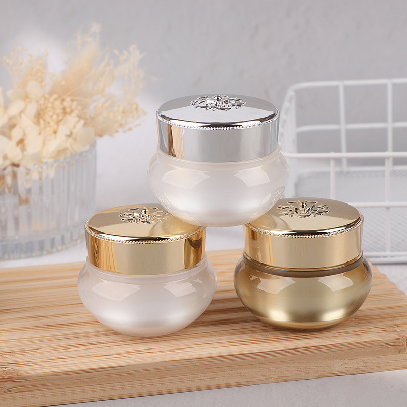 Vasetti Vuoti in Acrilico per  - Luxury Skin Care recensione e prezzo